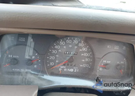 2005 Mercury Grand Marquis Gs из США, поврежденный, VIN 2MEFM74W85X618499